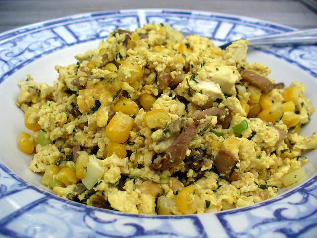 金黄炒豆腐Scrambled Tofu 